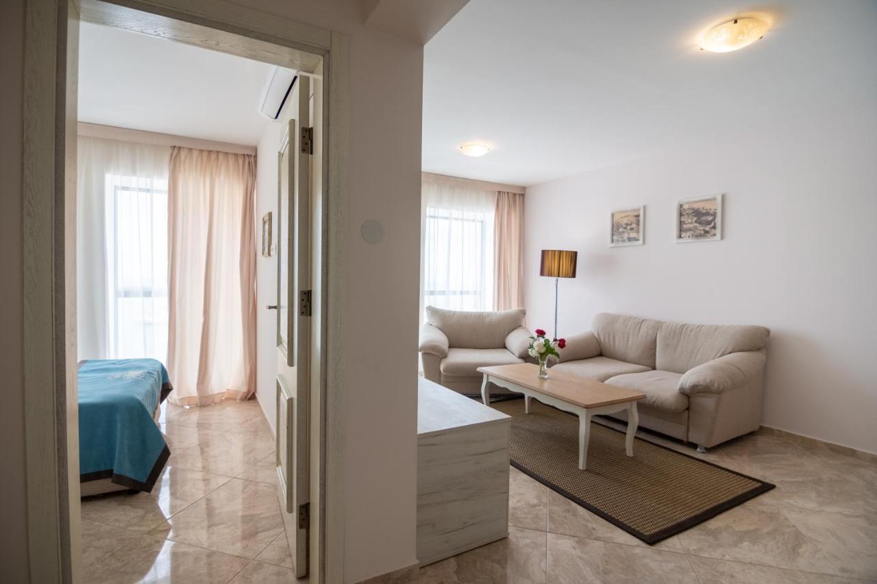 Antik Apartments Балчик Екстер'єр фото
