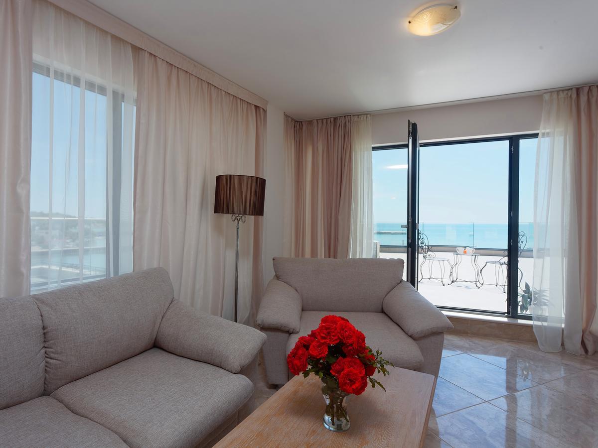 Antik Apartments Балчик Екстер'єр фото